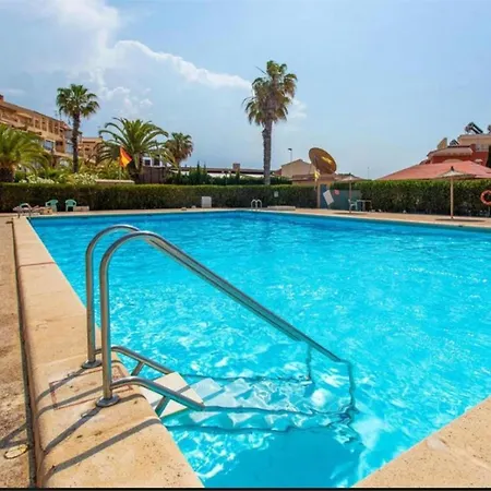 Paradise La Mata تورّيفيِخا